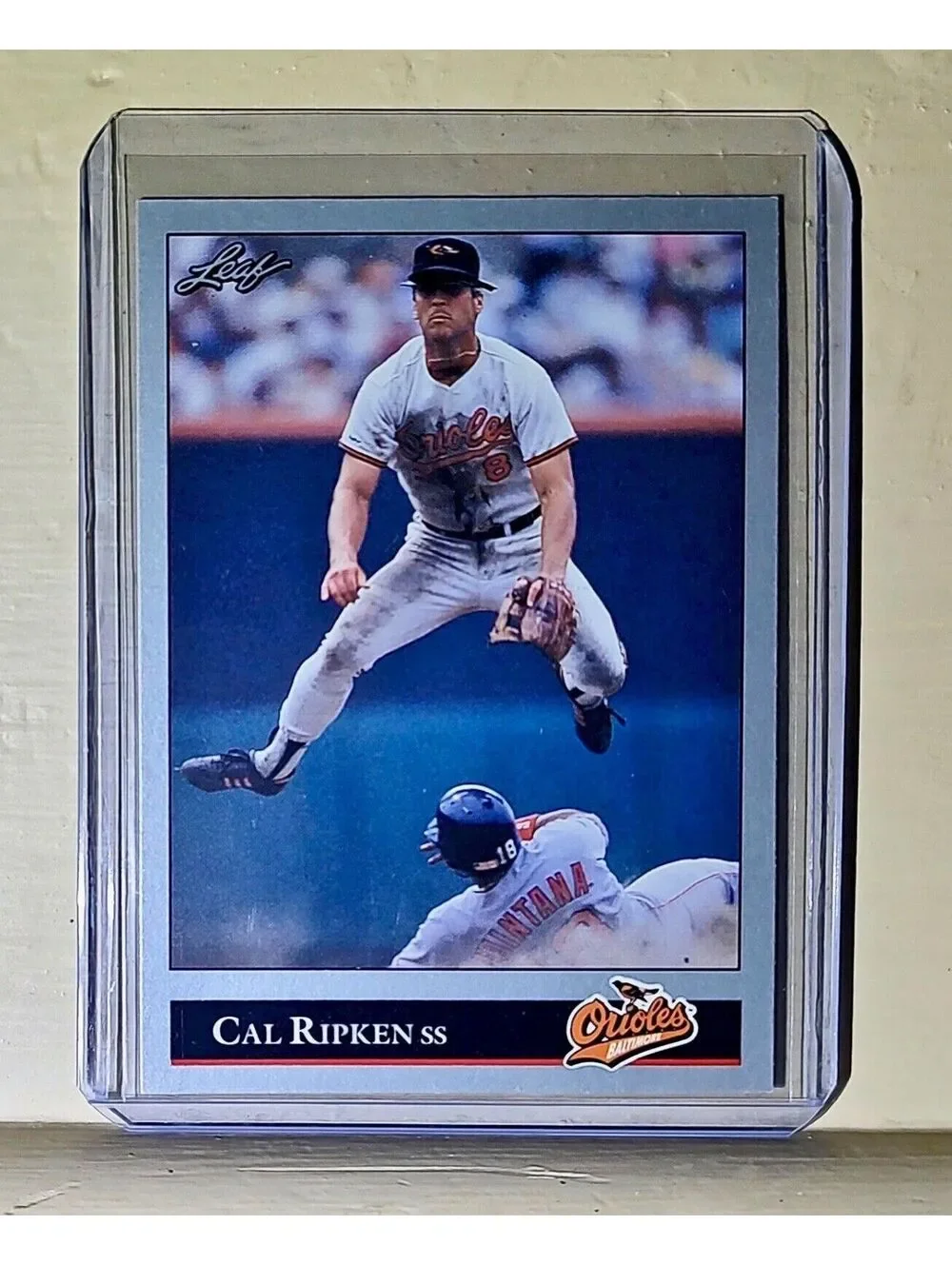 1992 Cal Ripken Leaf Baseball Card #52